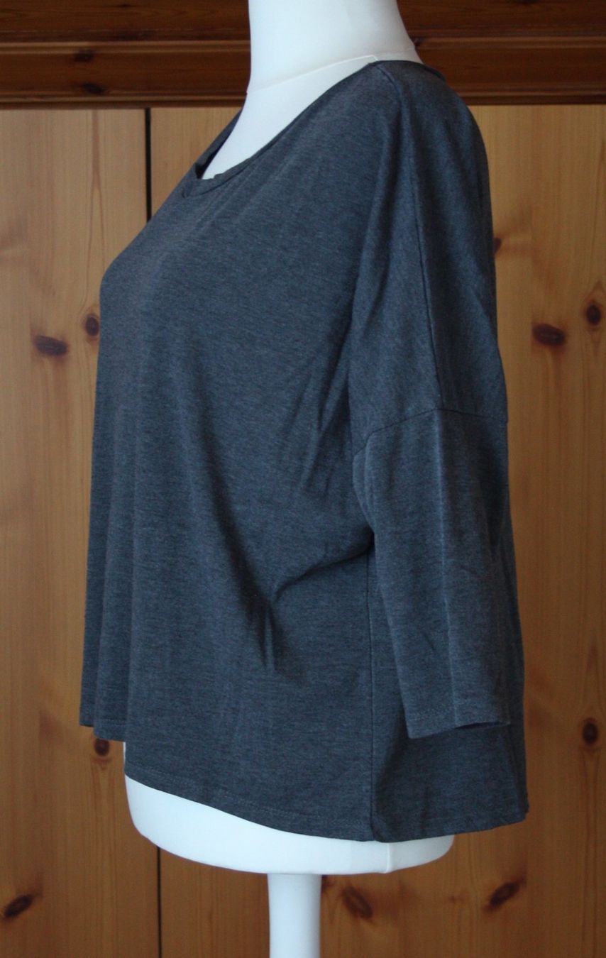 Maglioni & Felpe: Pullover mit raffiniertem anthrazit Gr. XL – Usato da Flüelen venduto da Diversicum-Textil 2