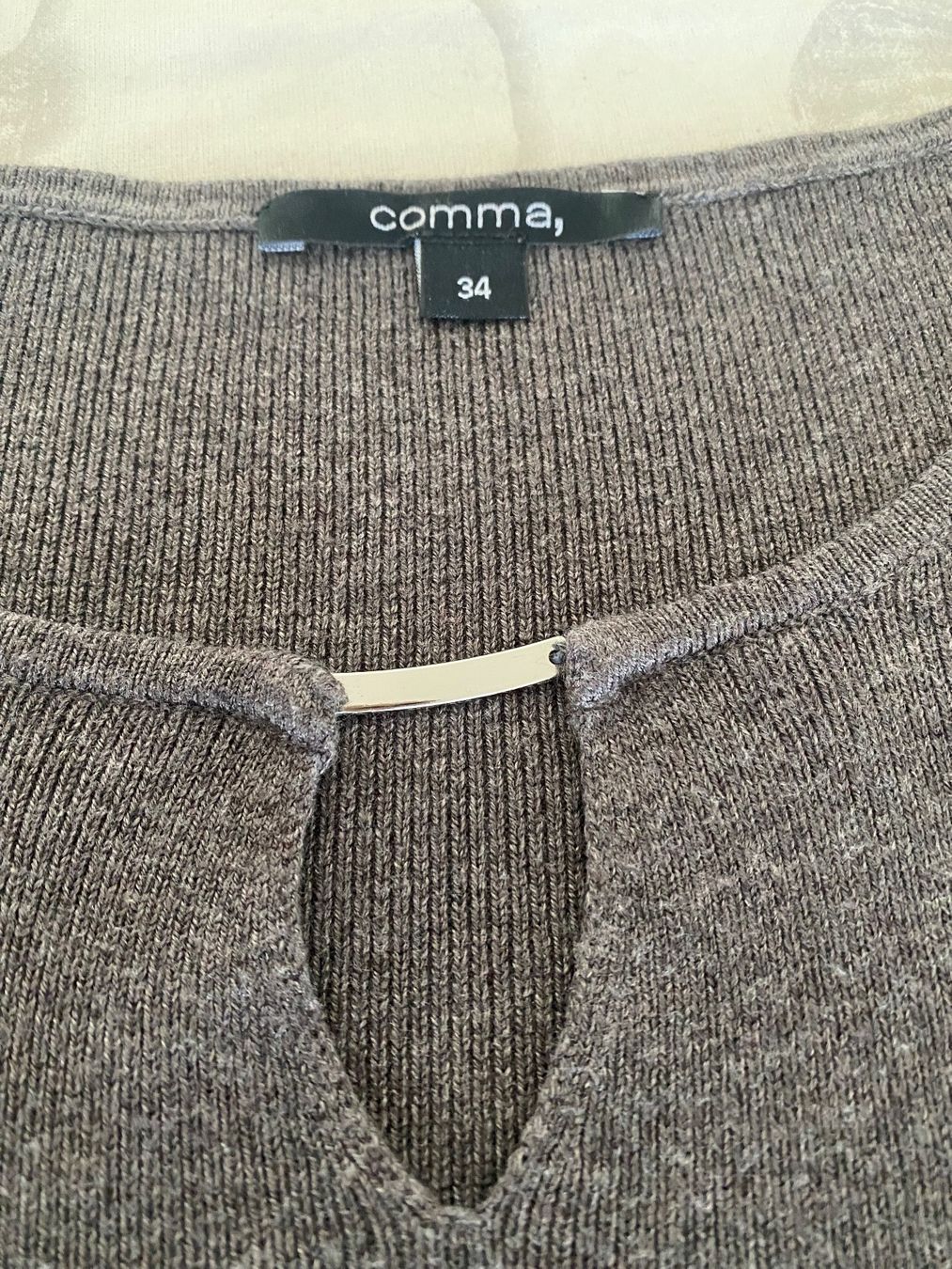 Comma Kleider: Kleid von Comma in Taupe, Gr. 34 – Gebraucht aus Zürich von Maria2021 3