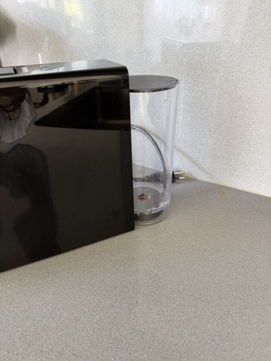 Nespresso Macchine per caffè & Macchine per espresso: Nespresso Krups Essenza Mini – Usato da Brunnen venduto da pel_vk7g 3