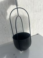 Ferm Living Übertopf Metall schwarz matt