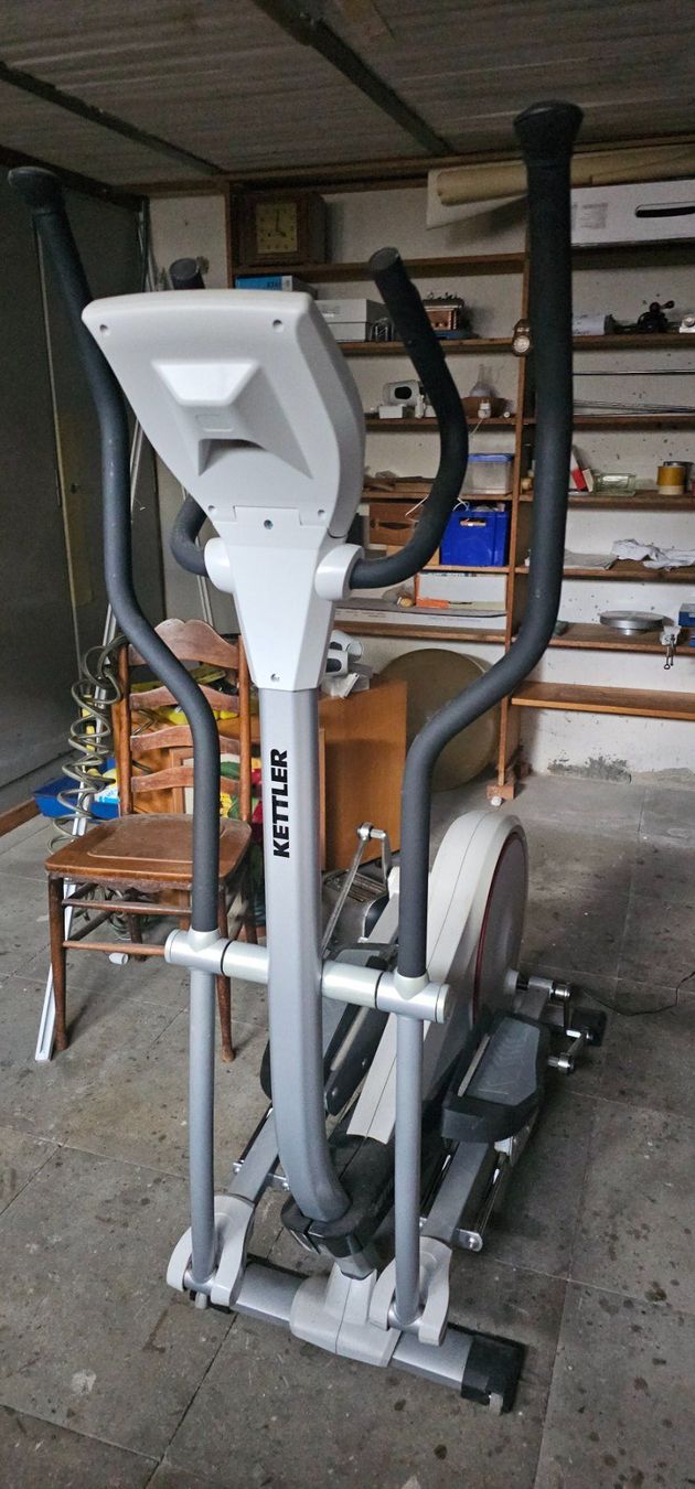 Kettler Hometrainer: Bleiben Sie fit mit einem Cross-Trainer – Usato da Basel venduto da Hindlingen 1