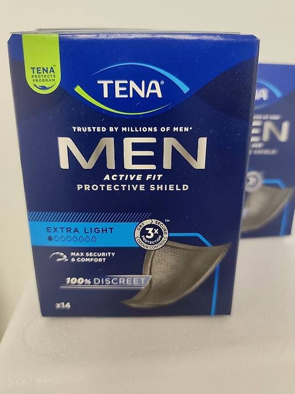 Secchi per pannolini & Pannolini: Tena Men  Extra Light – Usato da Bettwiesen venduto da sima1985