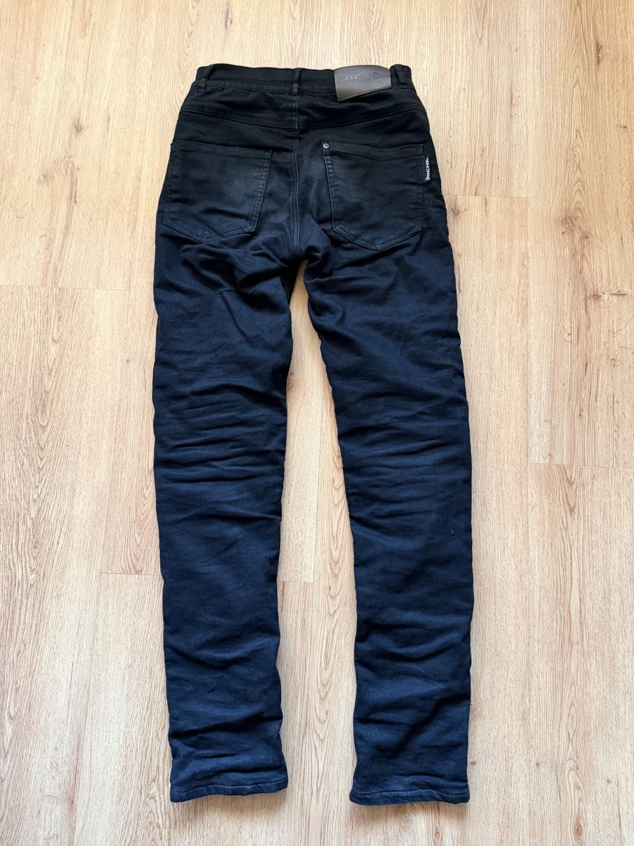 Pantaloni: Richa Motorradhose mit protektoren – Usato da Wengi b. Frutigen venduto da Mxrmet 1