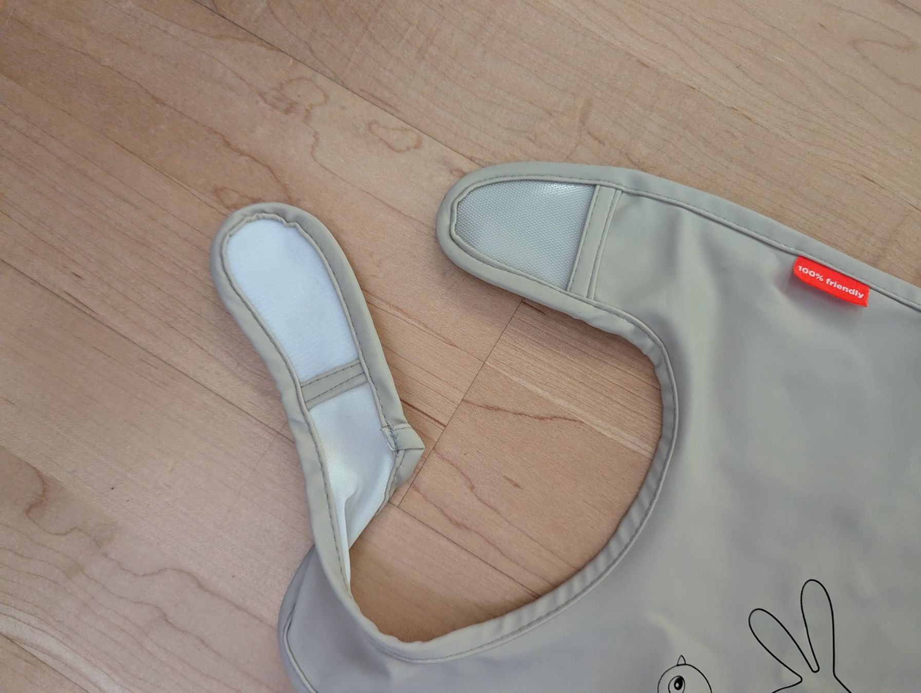 Pasti del neonato: Done by Deer Lätzli, beige, neu – Usato da Uster venduto da petches 2