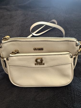 Sac Guess Élégant Couleur Crème