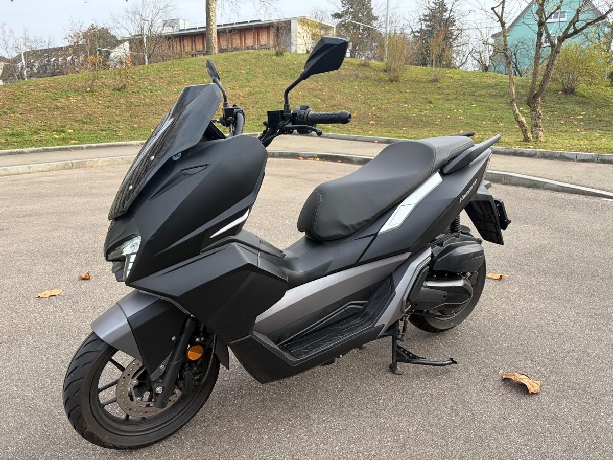 Wottan Vampire 125 Roller, Top Zustand - 3900 Km (Gebraucht) in Basel ...