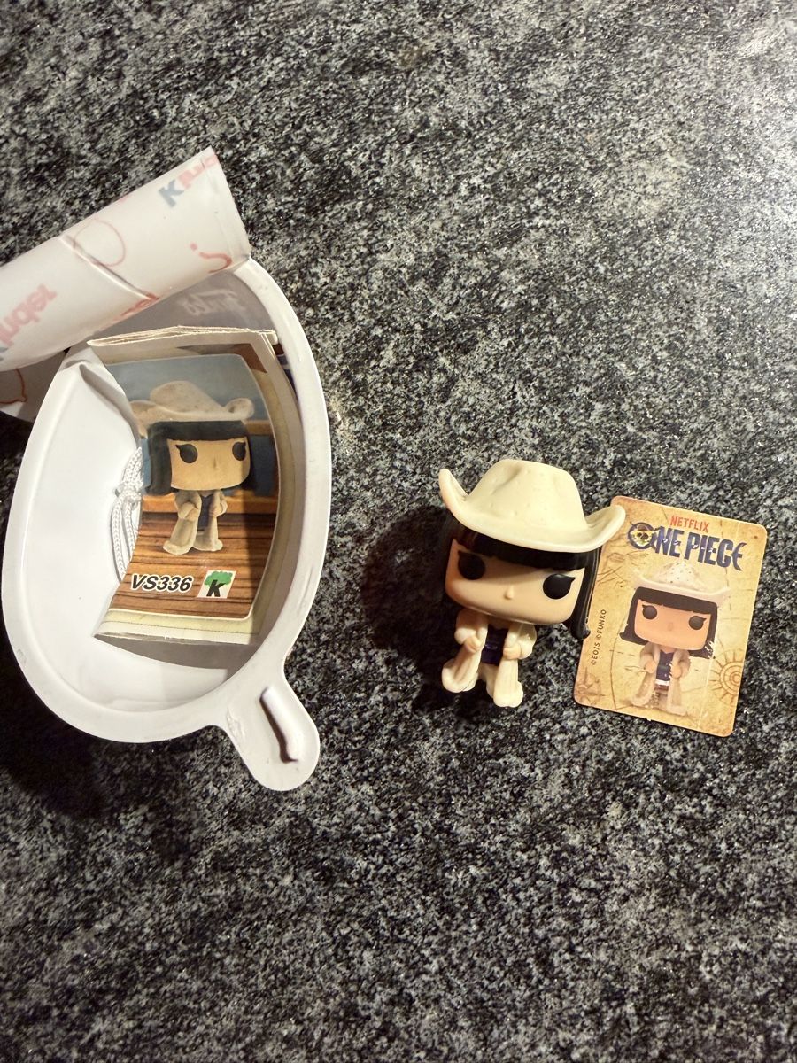Funko Figuren: Robin ONE PIECE – Neu und originalverpackt aus Basel von ale_mn2l 1