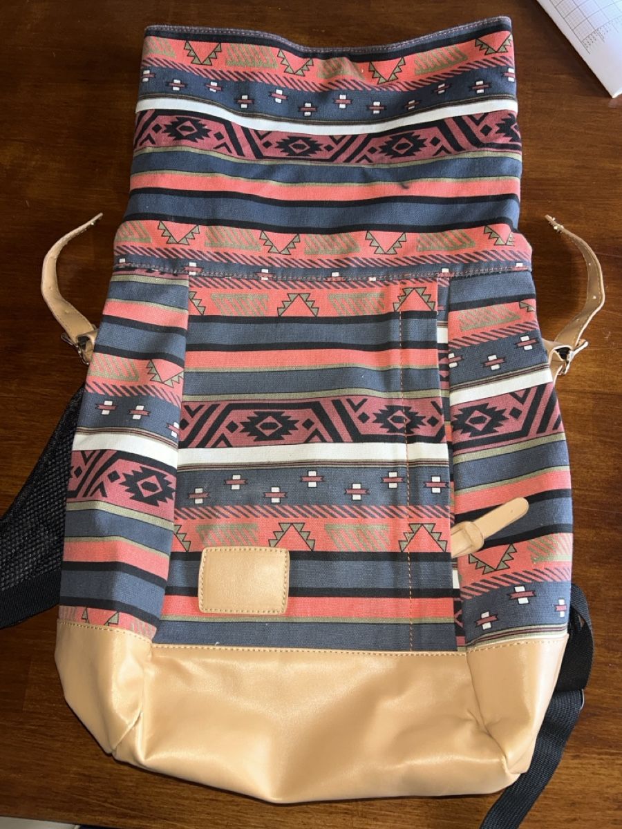 Zaini: Trendiger Rucksack im Ethno-Look – Usato da Schwyz venduto da Maerzetuepfli 6