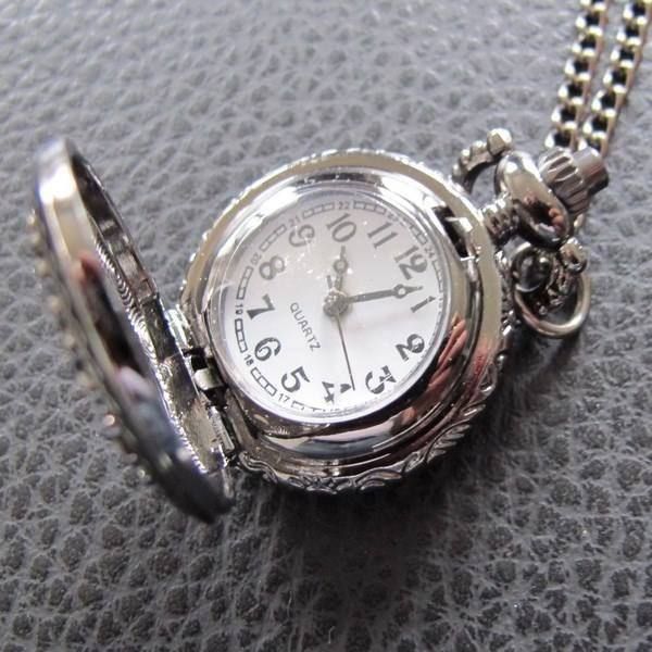 Uhren: Umhängeuhr Gothic IV Steampunk Victorian – Neu (gemäss Beschreibung) aus Schwanden GL von UHRKNALL 1