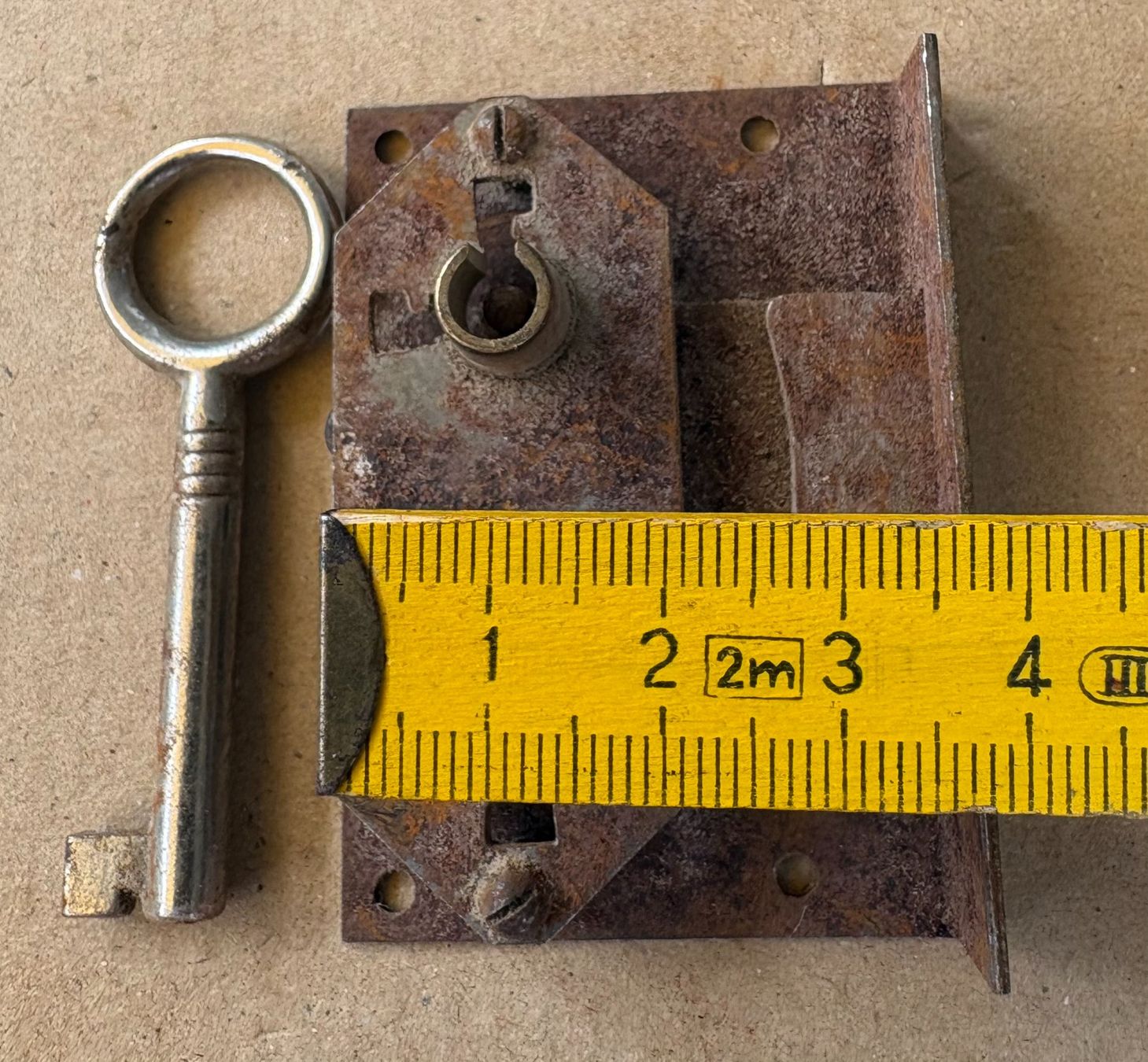Cadenas: VINTAGE SCHLOSS MIT SCHLÜSSEL – D'occasion à Ostermundigen par wini63 3