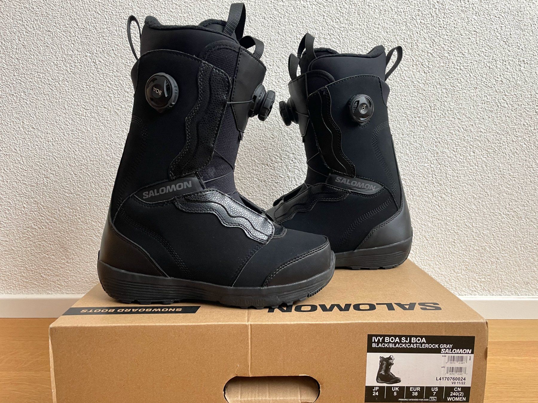 Scarpe da uomo: SALOMON Snowboard Schuhe, passt einer EU36 – Usato da Arth venduto da ivikiwishop