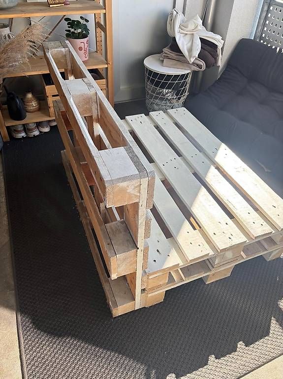 Pallets: Gartenlounge aus 2 Paletten – Usato da Zürich venduto da Hanfredd 1