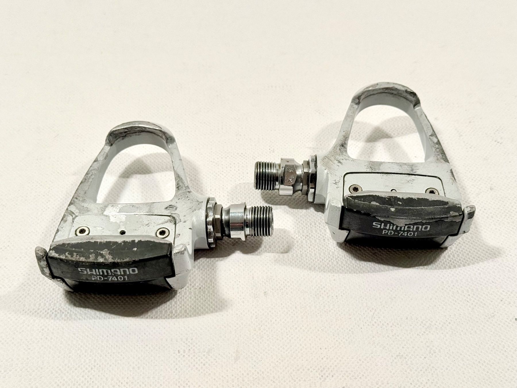 Shimano Ersatzteile: SHIMANO DURA-ACE PD-7401 LOOK System Pedalen Pedals 2605 – Gebraucht aus Luzern von bikeandbeltcom