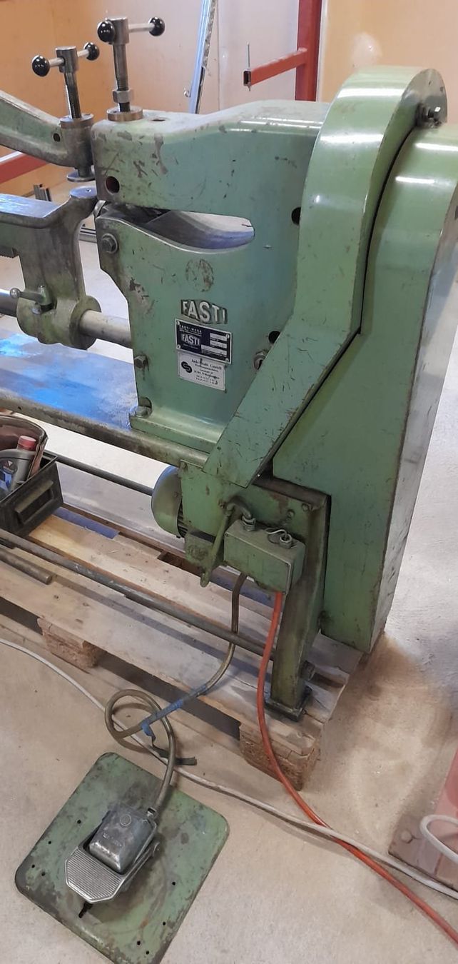 Tutte le macchine: Elektrische Rundschneidemaschine – Usato da St. Gallen venduto da dap_pq5p 5