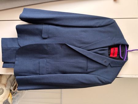 Hugo Boss Anzug Grösse 44