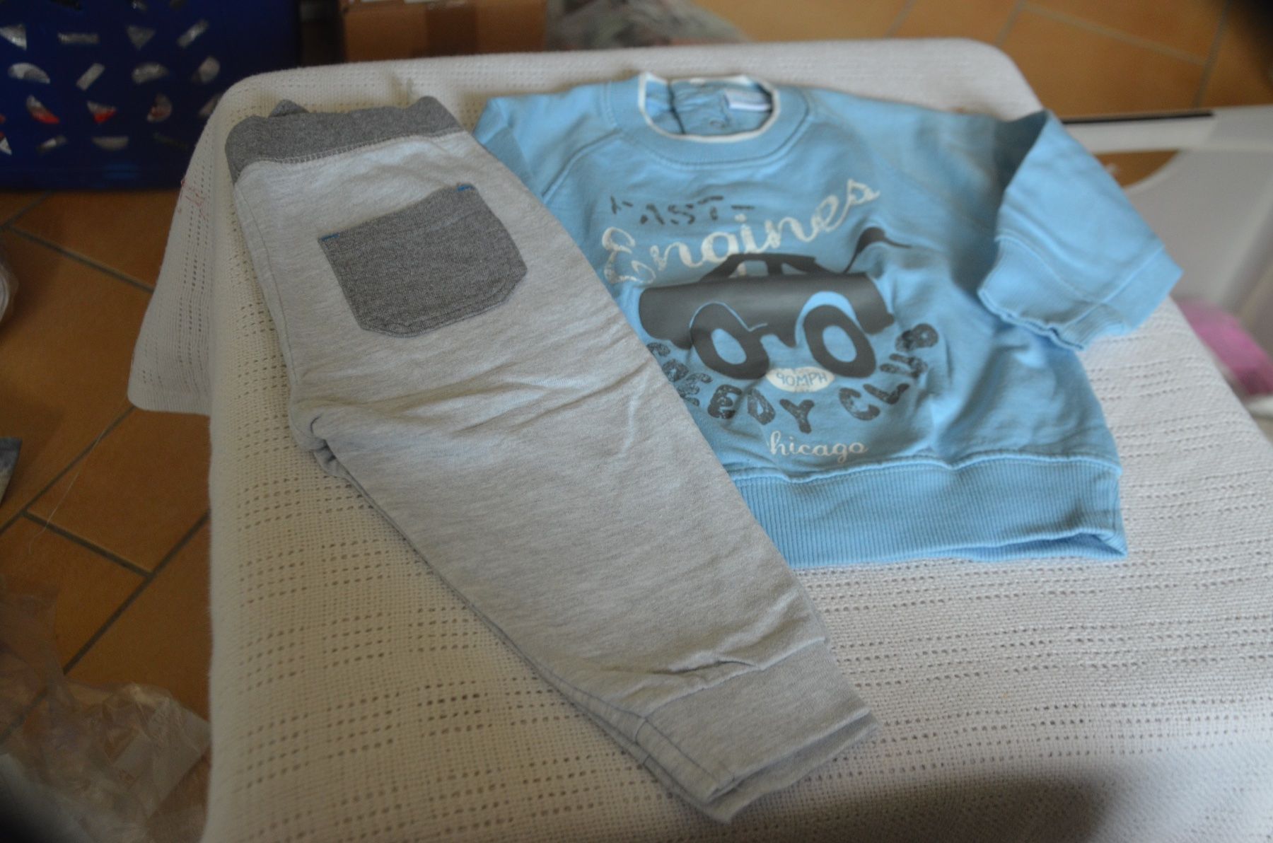 Lotti & Set di vestiti: TAILLE 74 – Usato da Chiasso venduto da Dolly015