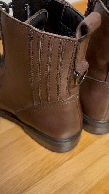 Scarpe da donna: Stiefelette Leder Braun Grösse 36 – Usato da Bülach venduto da Gluecksgriff 2