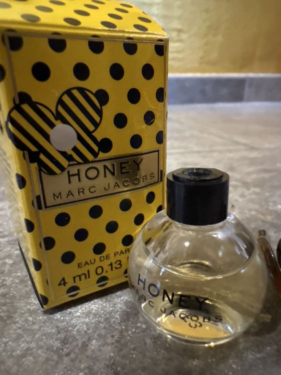 marc jacob mod noir perfume