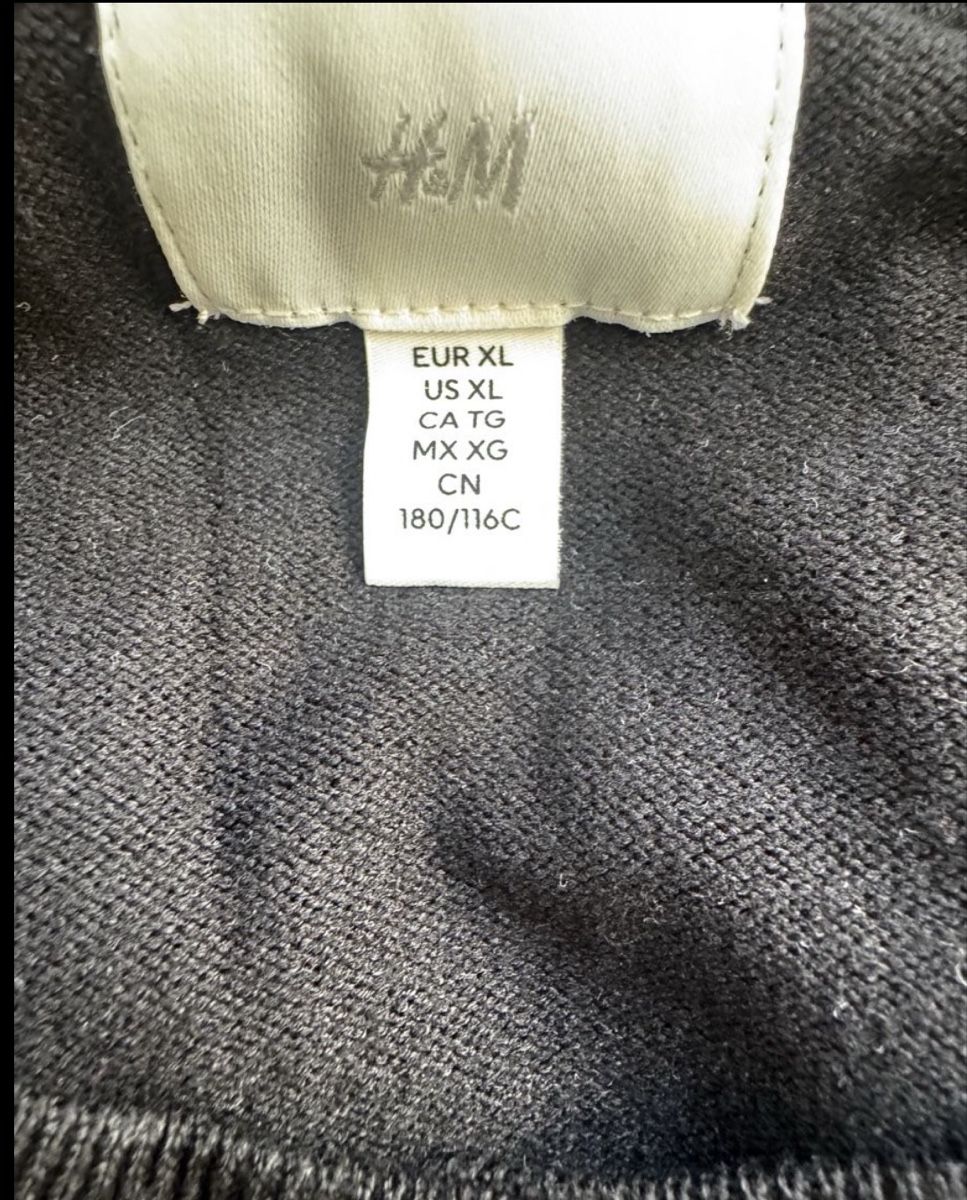 H&M Giacche: Feinstrick-cardigan. Schwarz, Neu. – Nuovo (secondo la descrizione) da Zürich venduto da ber_78xz 2