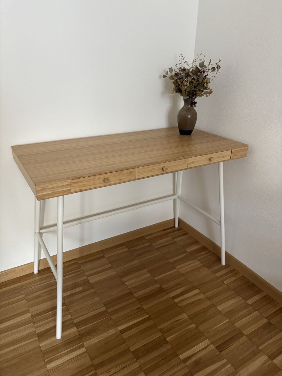 Scrivanie: IKEA Tisch LILLÅSEN – Nuovo (secondo la descrizione) da Zürich venduto da lau_6krx 1