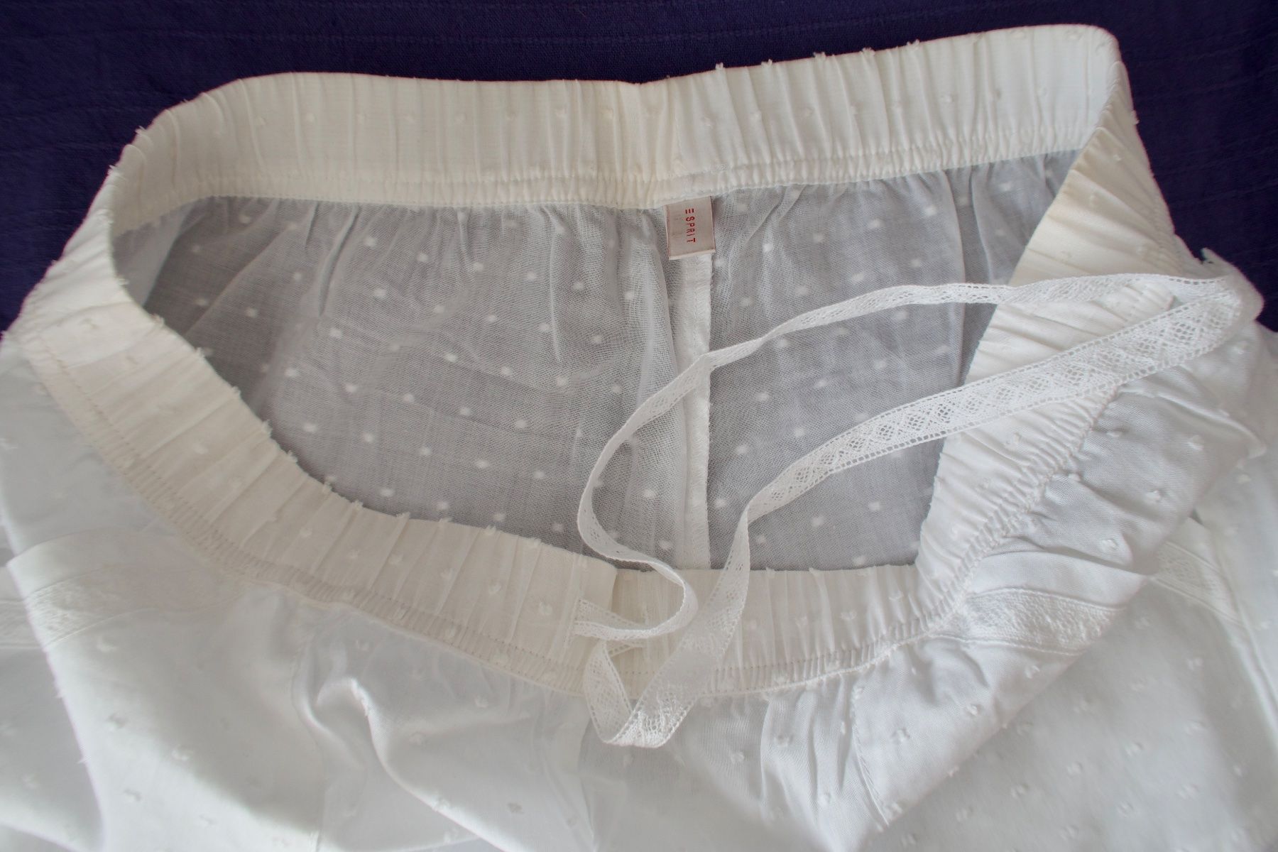 Esprit Pantaloni: ESPRIT  - Pantacourt  / kurze Hose - Taille 38/40 – Nuovo (secondo la descrizione) da Lausanne venduto da Etoile96 4