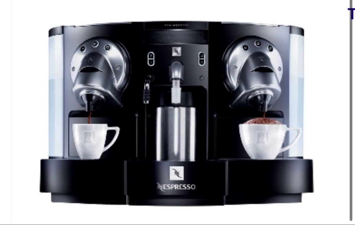 Nespresso Macchine per caffè & Macchine per espresso: Nespresso Gemini CS 220 Pro  – Usato da Aarberg venduto da nany17