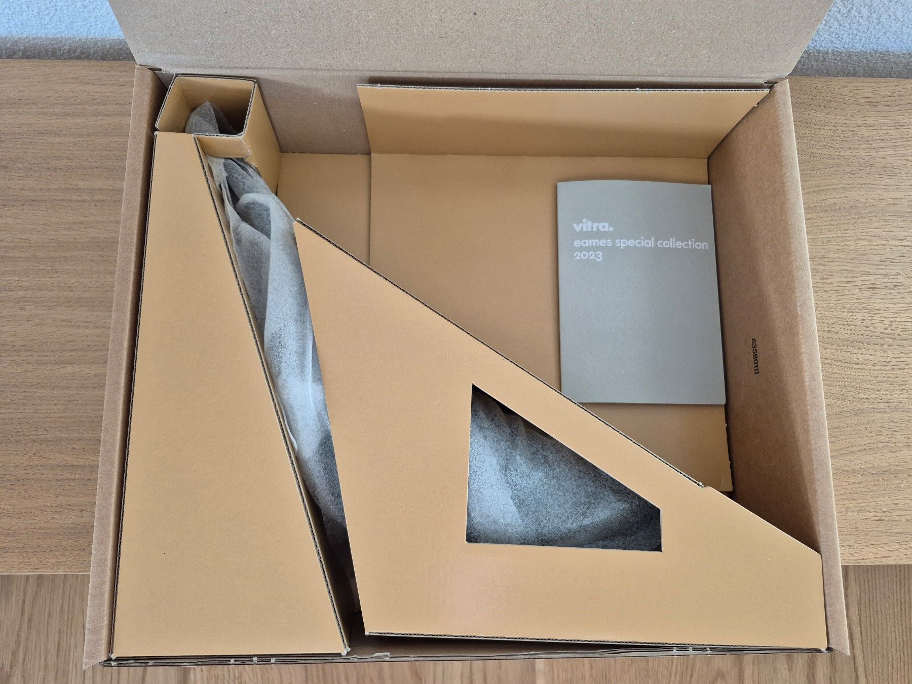Vitra Figuren: VITRA Eames House Bird dark green – Neu und originalverpackt aus Hirschthal von edr567 2