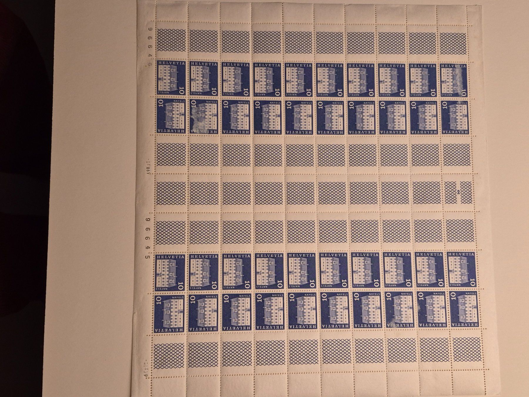 Alle Briefmarken: Bogen Kehrdrucke – Gebraucht aus Twann von Twann