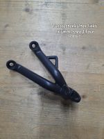 Triumph Speed Four Fussrastenhalter L T2080643