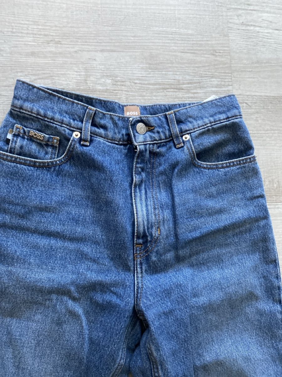 Jeans: Damen Jeans Boss Grösse 27, modisch hellblau, – Nuovo (secondo la descrizione) da Sevelen venduto da nan_ps5j 1