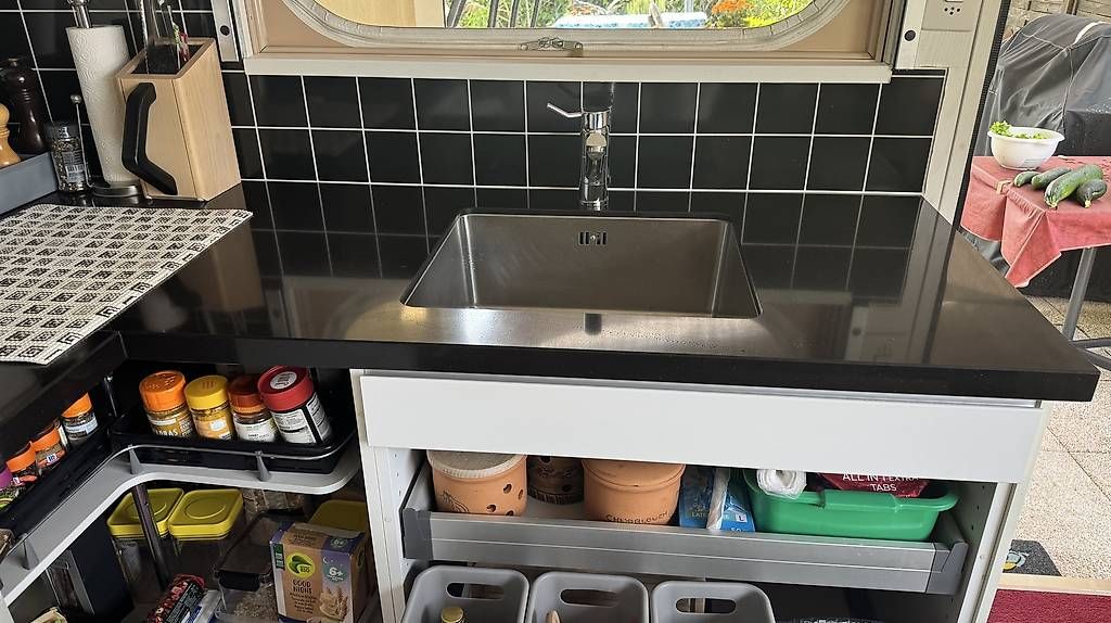 Komplettküchen: IKEA Küche mit Frgor & Abwaschmaschine  – Gebraucht aus Thun von Bufalo 4