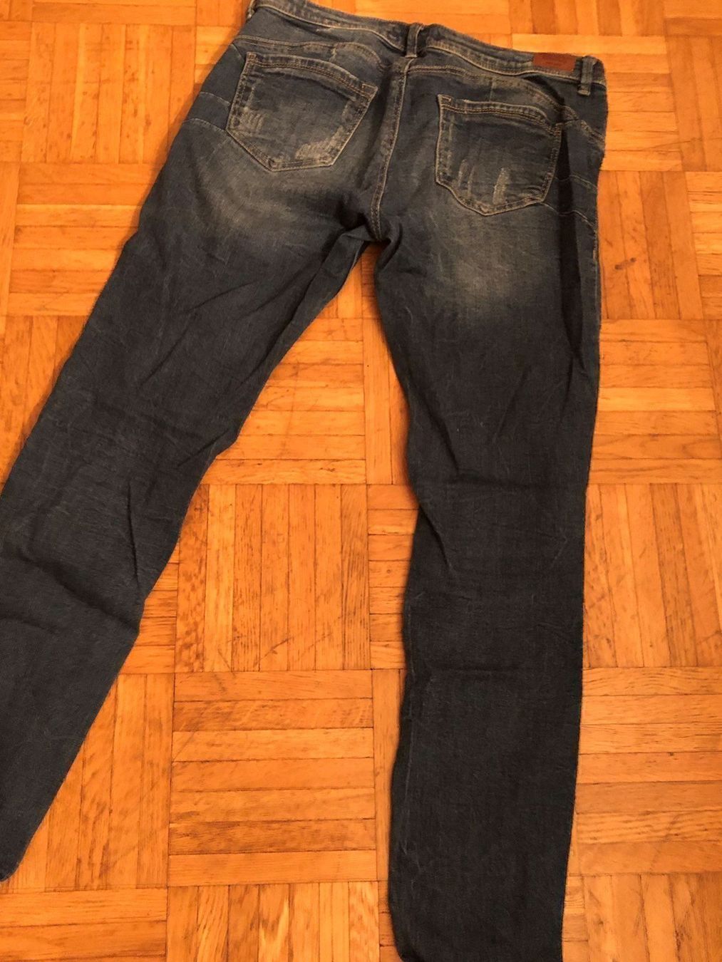 Jeans: Jeans Destroyed Gr. 36/38 – Usato da Wettingen venduto da Hasta80 1