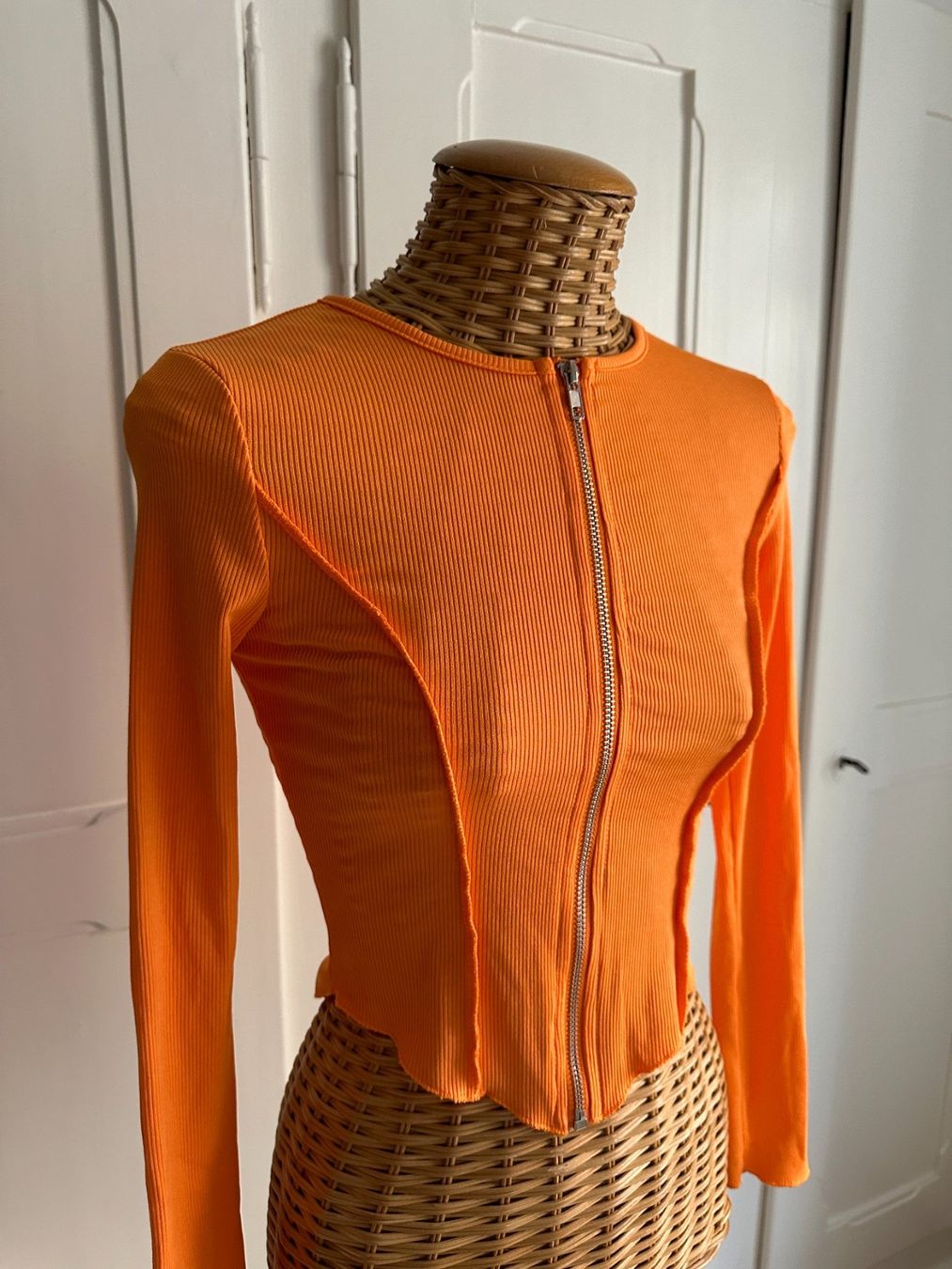 Shein T-shirt: SHEIN - Langarmshirt orange 34 – Usato da Zürich venduto da Diazaio 1