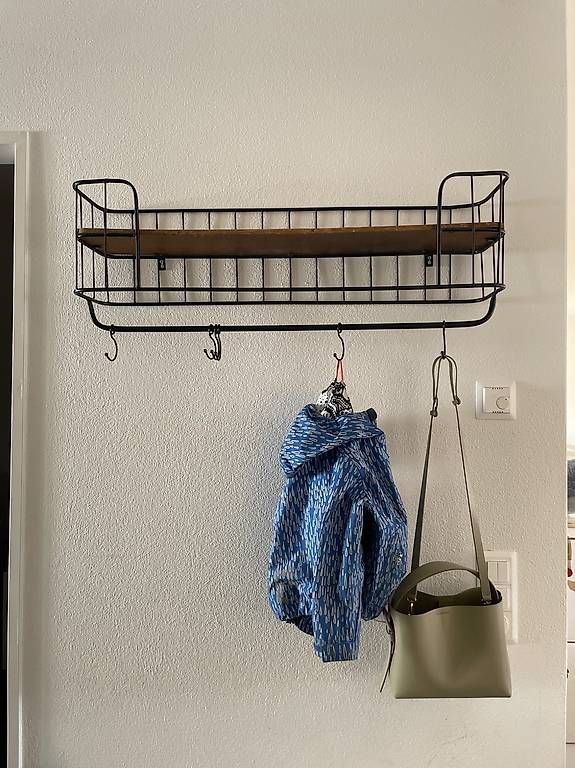 Porte manteau: Hutablage Garderobe – D'occasion à Zürich par Renidi