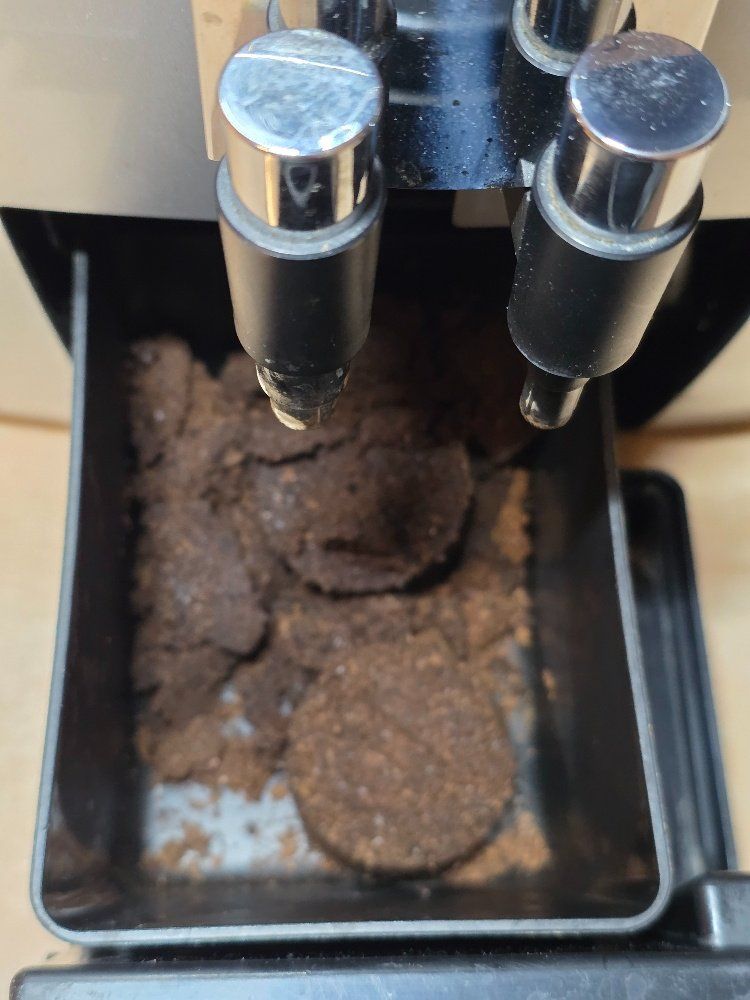 Jura Macchine per caffè & Macchine per espresso: Jura J7 – Usato da Zürich venduto da mimi_zh 9