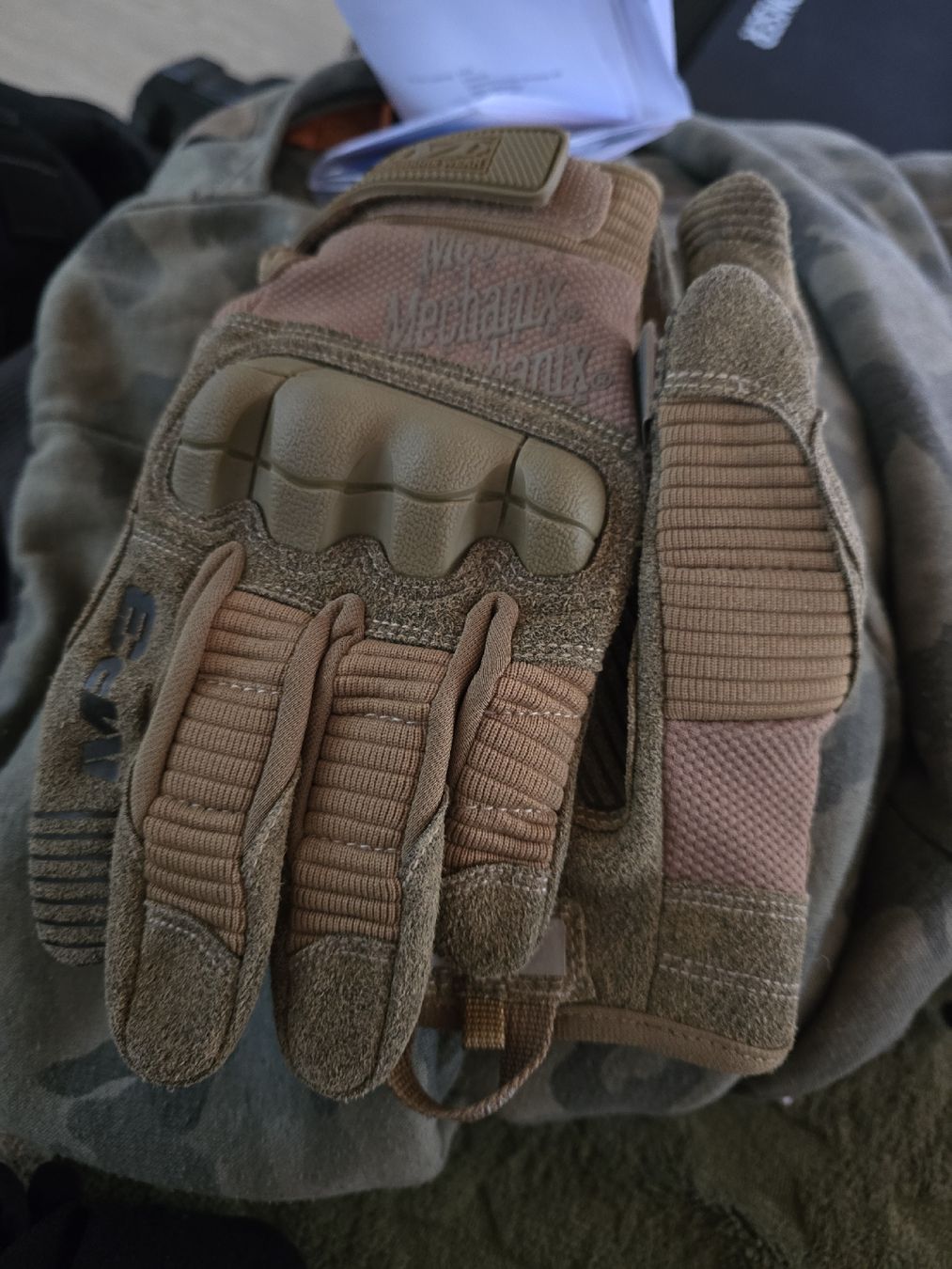 Kleiderpakete: diverses gear – Gebraucht aus Bronschhofen von ghostman55