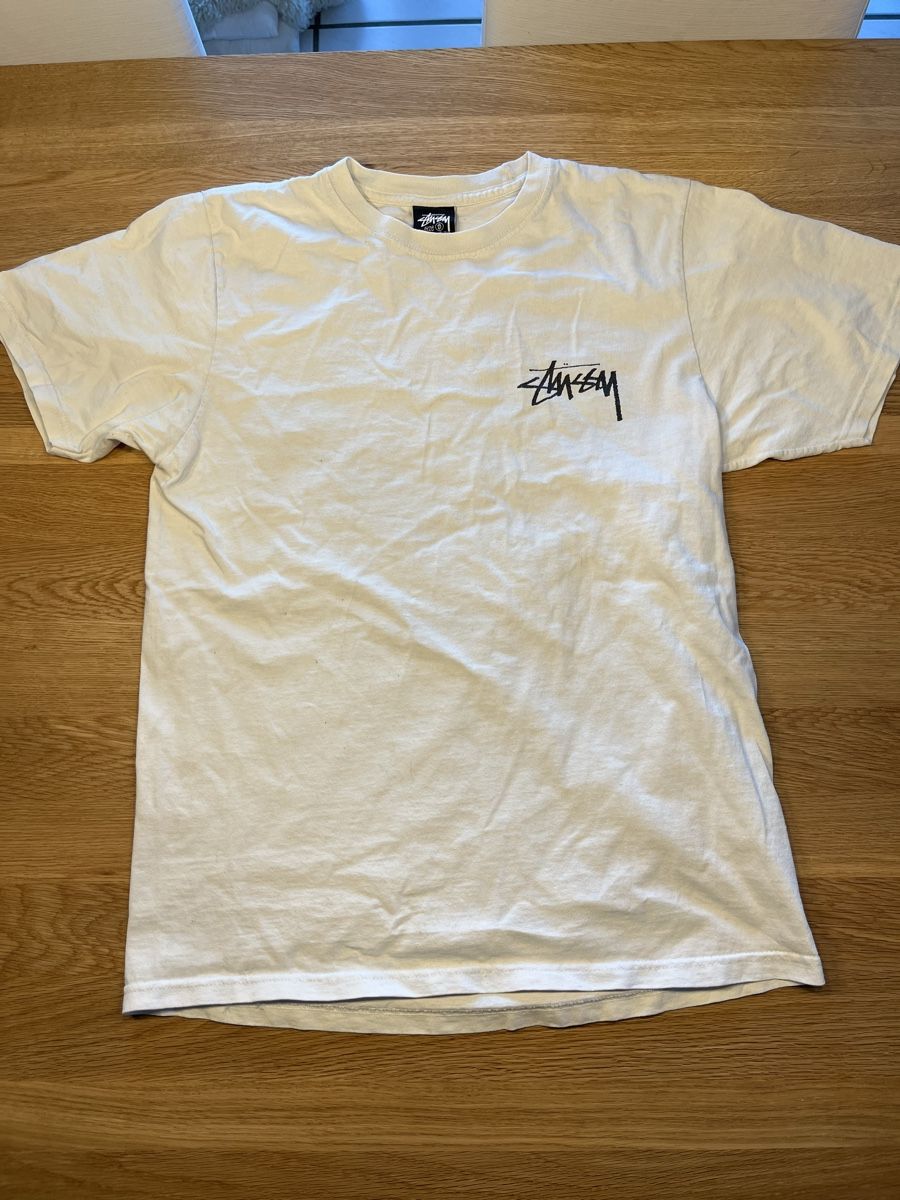 Stüssy T-shirt: Stüssy T-Shirt – Usato da Detligen venduto da mar_glh2