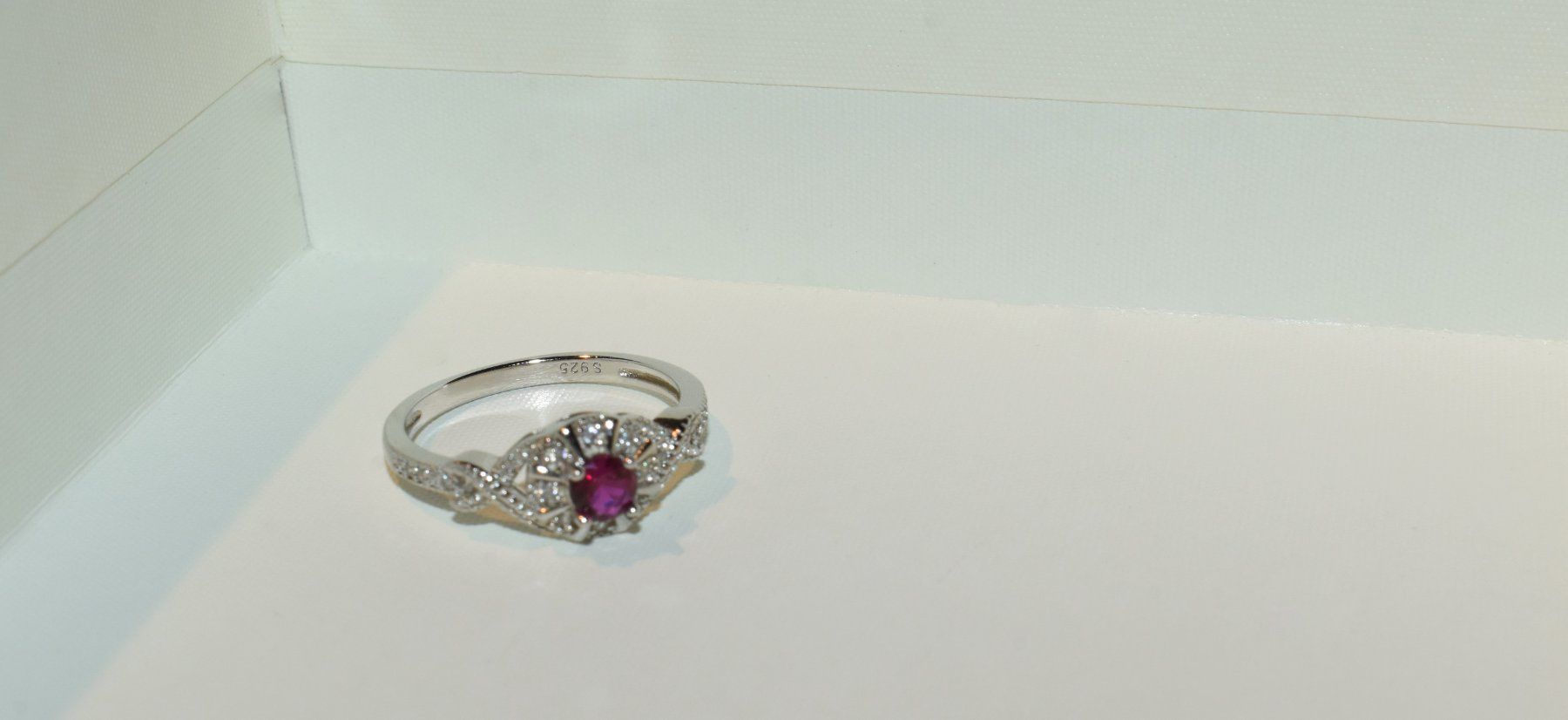 Anelli: Silber Ring mit Rubin, Gr. 7, Neu – Nuovo e nell'imballaggio originale da Laufen venduto da flowerfan 3