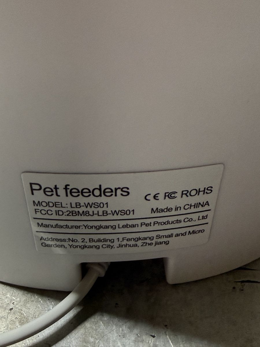 Mangimi: Distributeurs croquettes pour chats connecté – Usato da Choex venduto da Adri27000 6