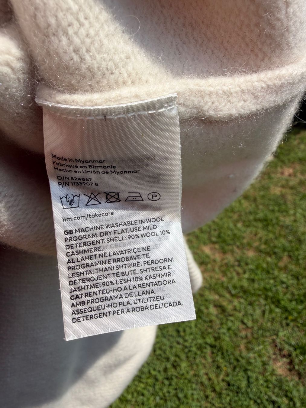 H&M Pullover & Sweatshirts: H&M Winter Pullower Wool/Cashmere Blend (Gr. M) – Gebraucht aus Cugnasco von tizianaq 4