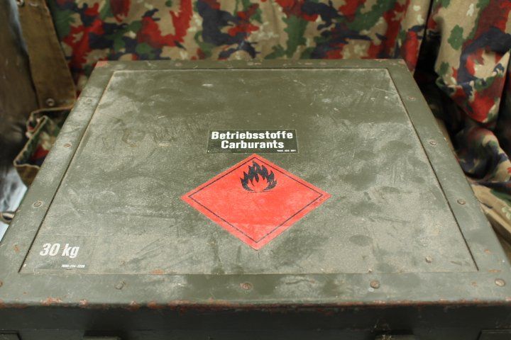 Casse di trasporto: Armee Kieste – Usato da Schaffhausen venduto da aos_hv6l