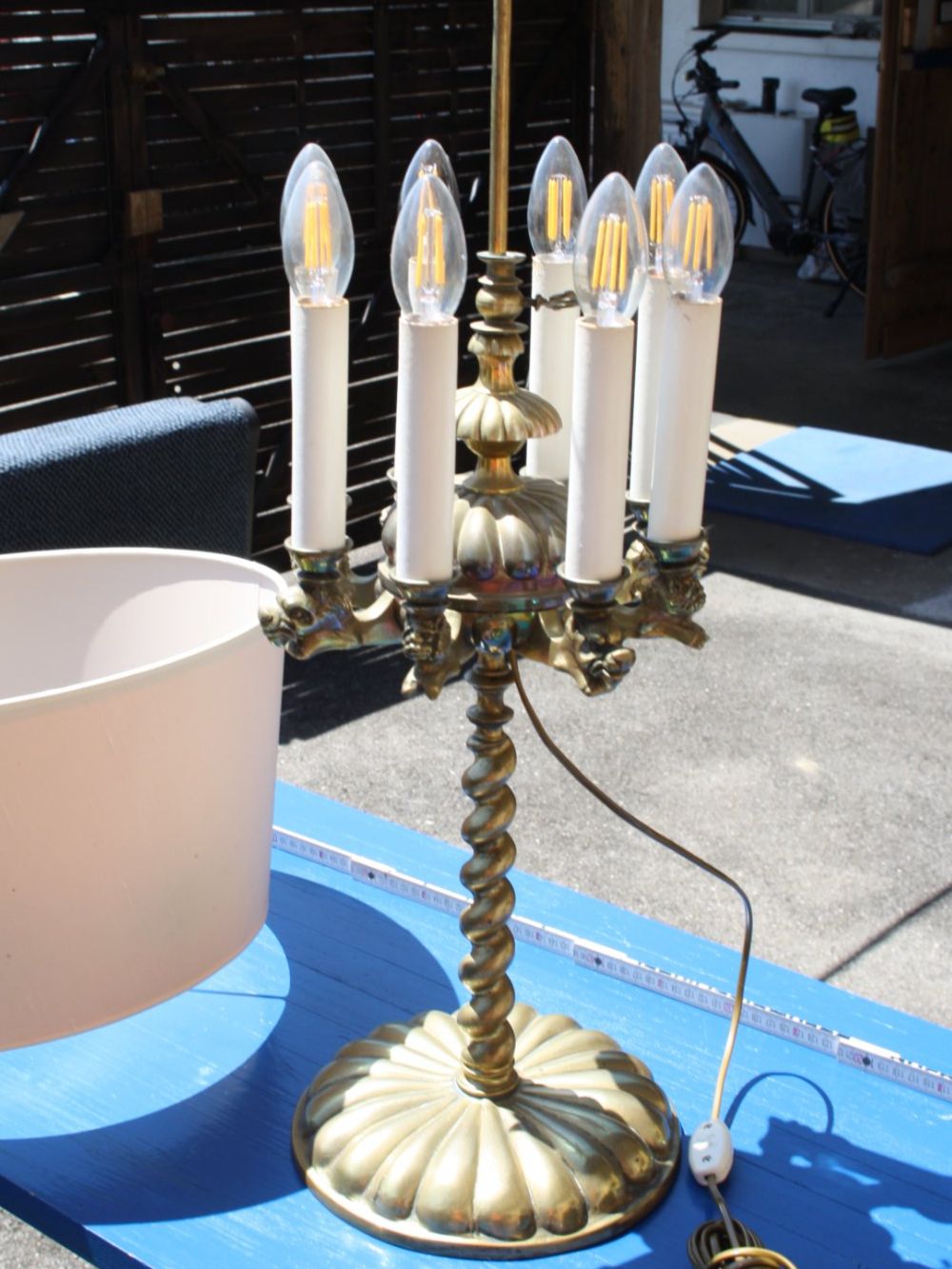 Lampade: SCHÖNE SCHWERE MESSING LAMPE LEUCHTER  TISCHLAMPE – Usato da Wauwil venduto da Pneuedy 2