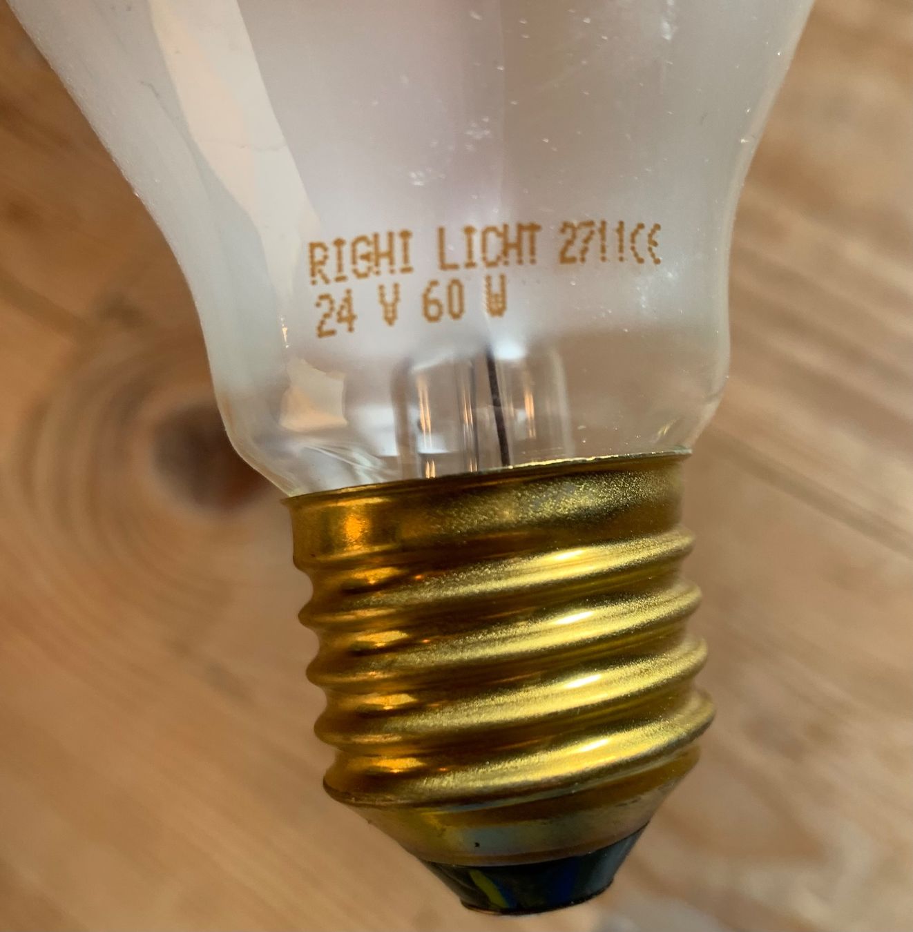 Lampes: 2 Glühlampen 24 Volt E 27 60 Watt – Neuf (Voir description) à Goldingen par Bergler012 2