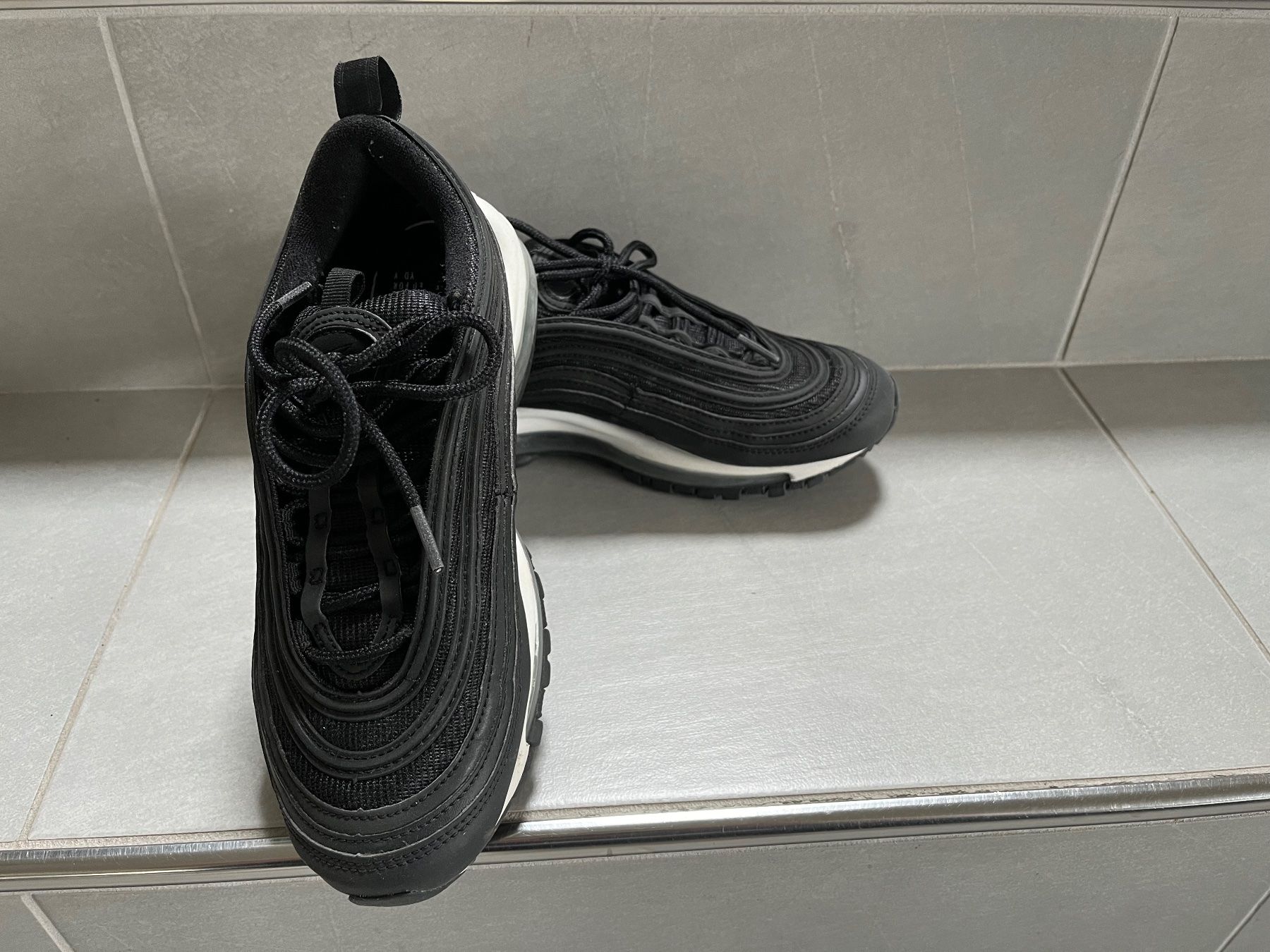 Nike Herrenschuhe: Nike Air Max 97 in schwarz – Gebraucht aus Büsserach von vimeco.43