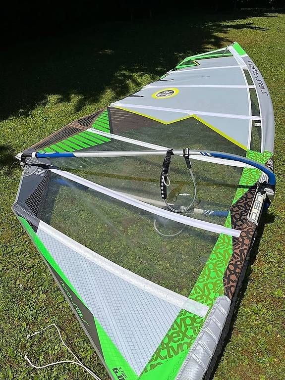 Duotone Surf: Duotone E-Pace 7.8 + X-Type 6.0 + North 100% Carbon Mast – Usato da Stallikon venduto da 8bft 1