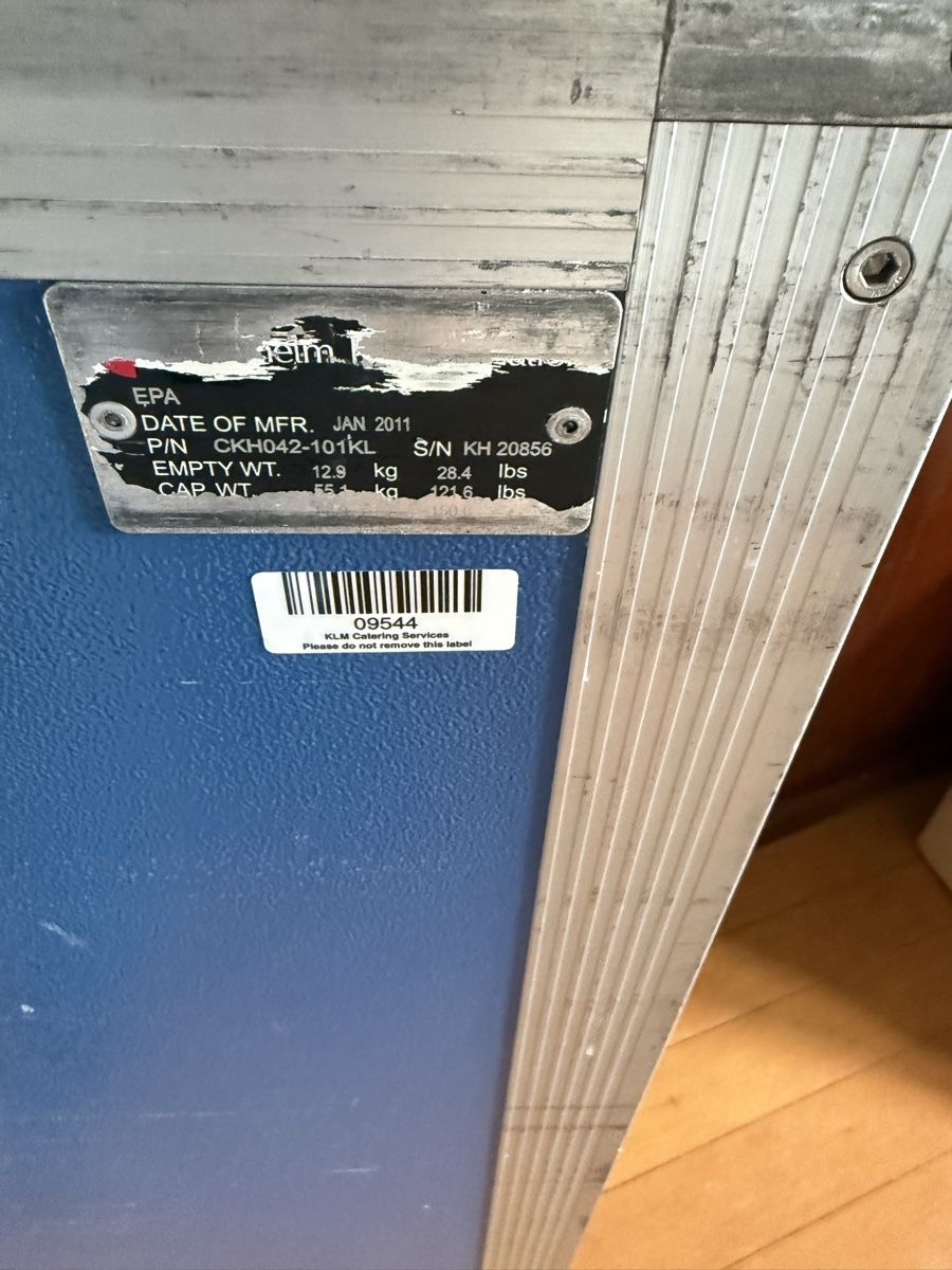 Altro in Aeronautica: Gebrauchter Flugzeugtrolley, Trolley, Flugzeugtrolli 49 – Nuovo (secondo la descrizione) da BASEL venduto da zum_schneugge 7