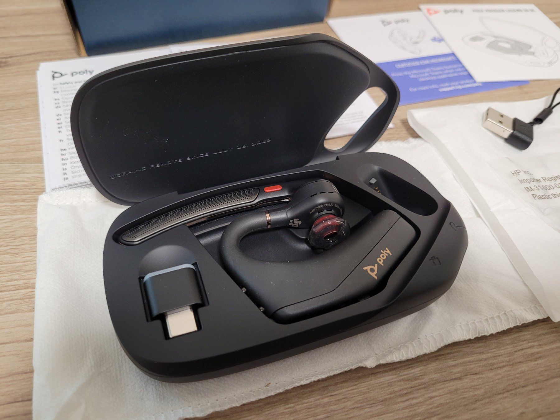 Plantronics Kopfhörer: Oreillette Poly Voyager 50 - Version Microsoft Teams - NEUF! – Neu und originalverpackt aus Yverdon-les-Bains von lalolo64