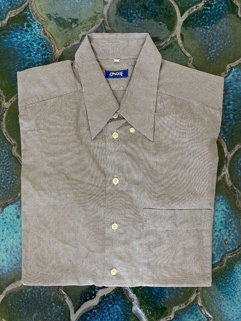 Camicie: Hemd Cinque XL – Usato da Emmen venduto da Carbru