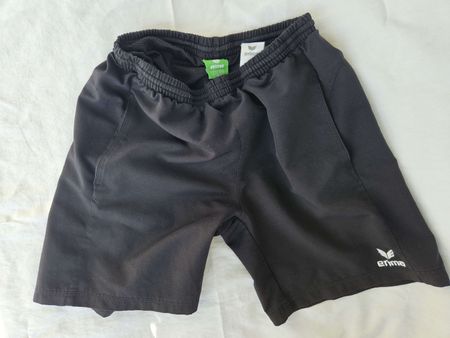 Erima Sporthose, kurz, schwarz, Grösse 164, gebraucht