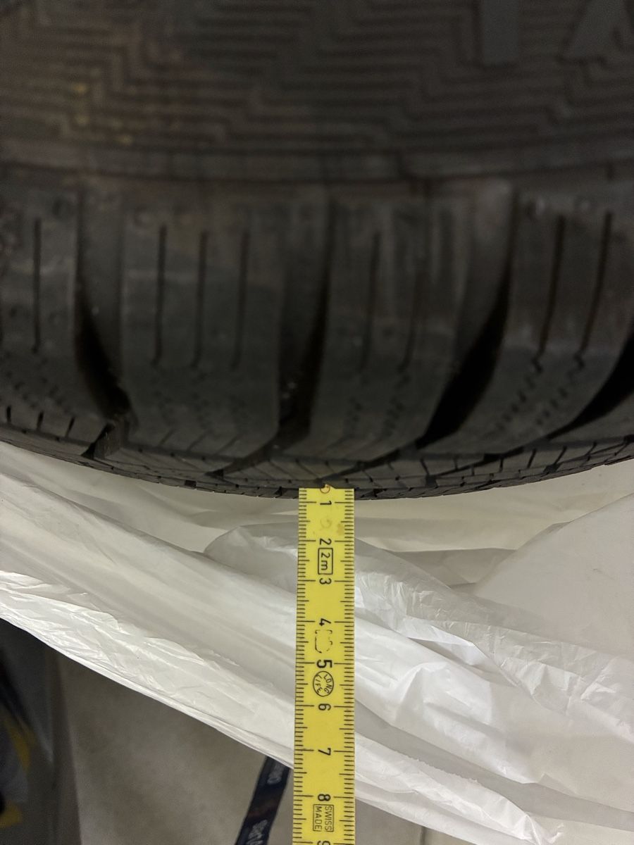 Gamaparts Cerchioni: Gamaparts Winterkomplettrad 215/60 R16 – Usato da Urdorf venduto da oli_5wnj 3